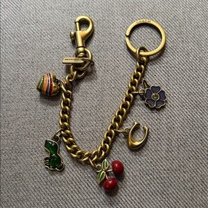 Coach Motif charm chain